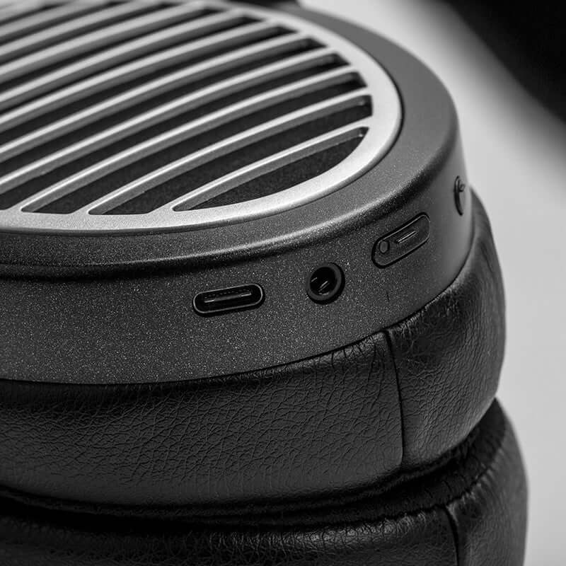 Closer look on HiFiMan Ananda-BT